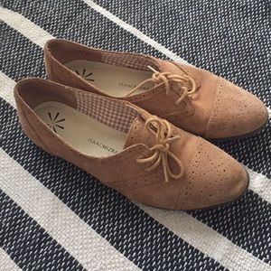 Isaac mizrahi suede oxfords